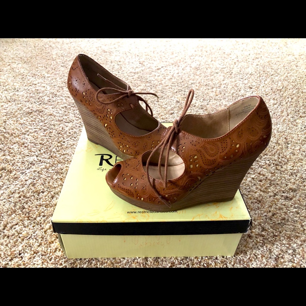 Restricted Women’s shoes
